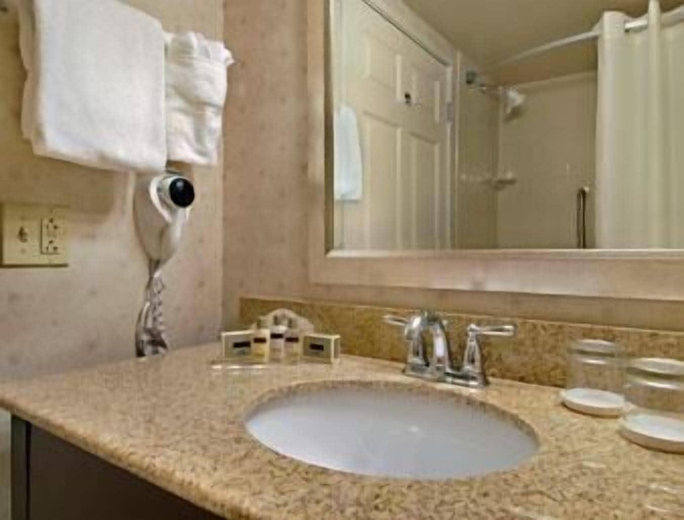Hotel Wingate By Wyndham Érié Extérieur photo